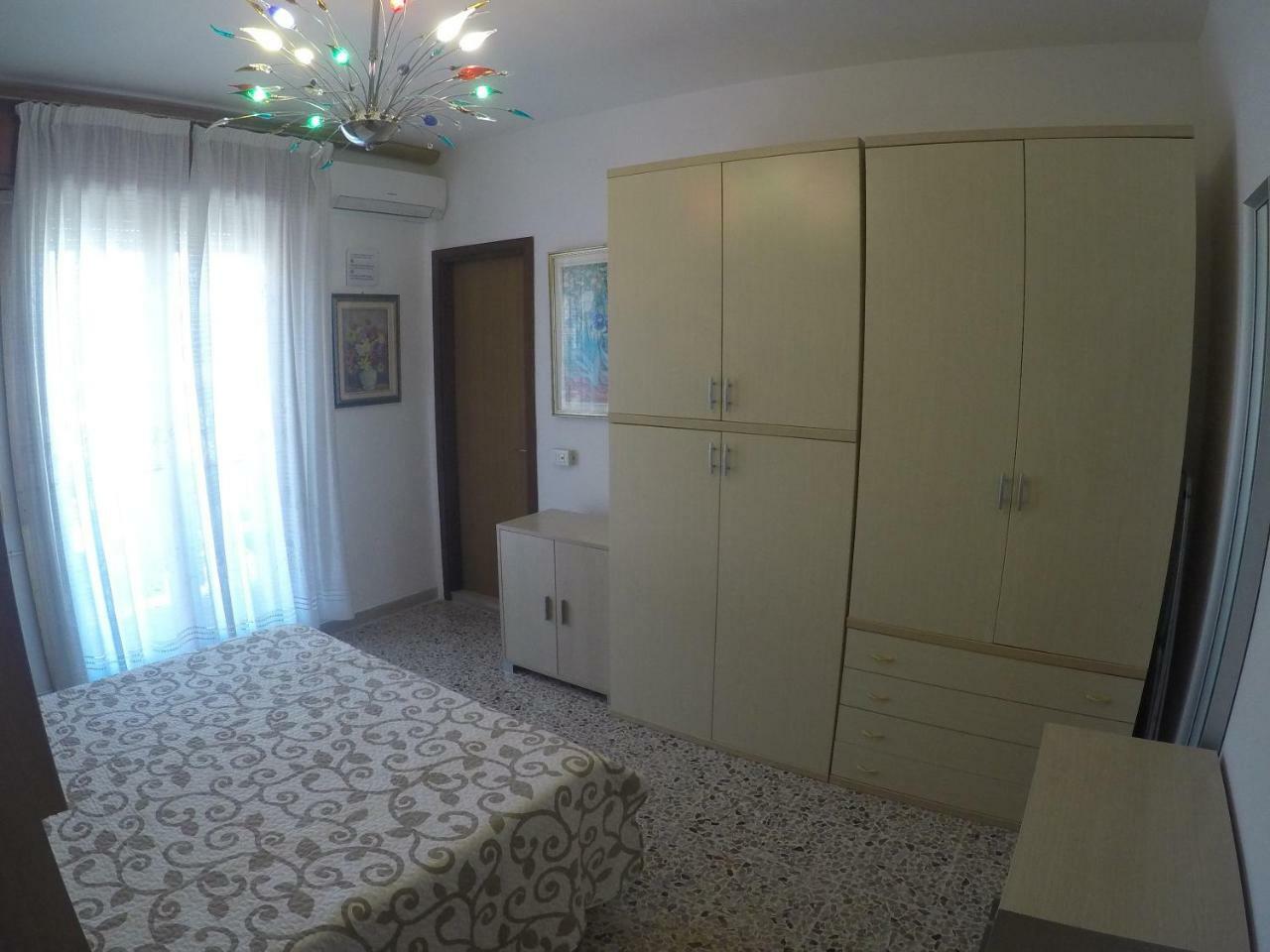 Caorle Economy Apartments 외부 사진